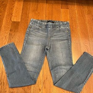 Liverpool Pull on Jean